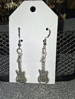Silver Electric Guitar Dangle Earrings